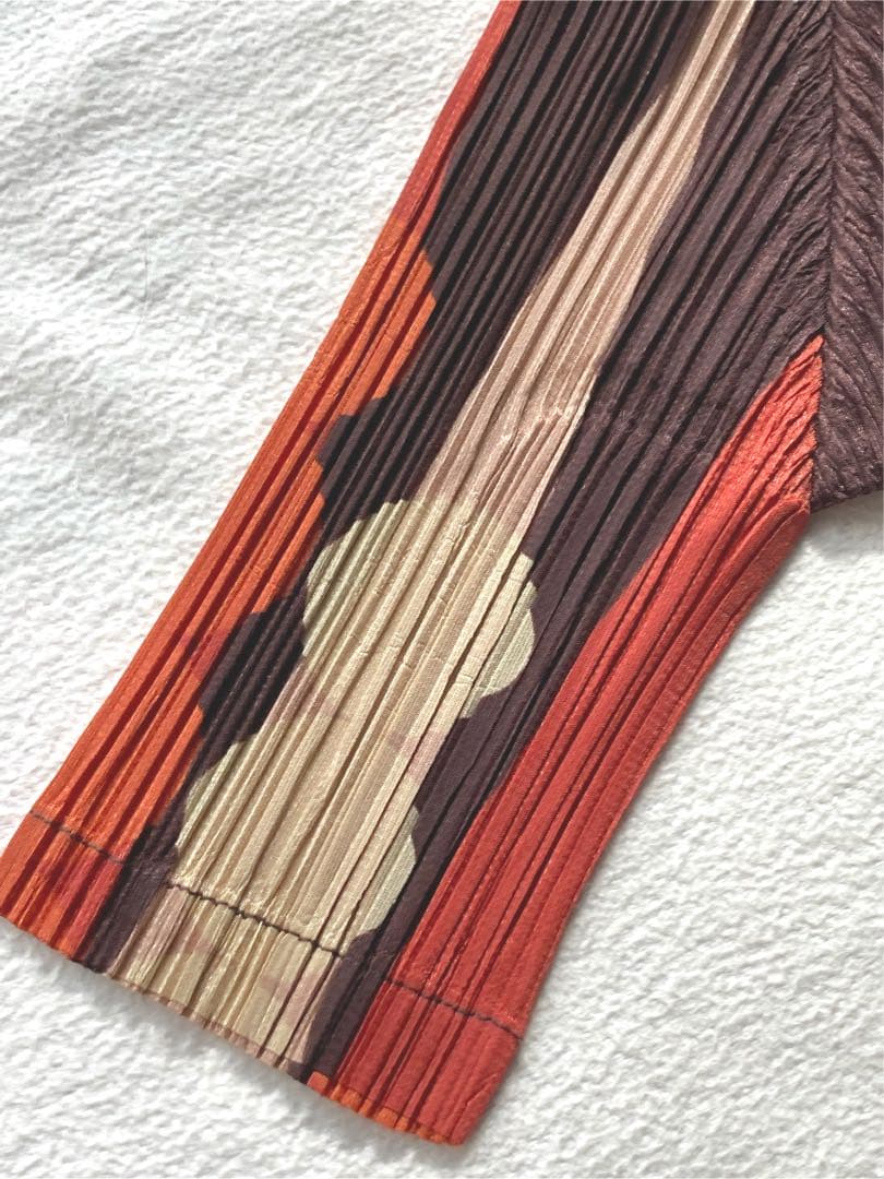 美品　サイズL相当　イッセイミヤケ　プリーツ加工　セットアップ　ドット　ブラウン