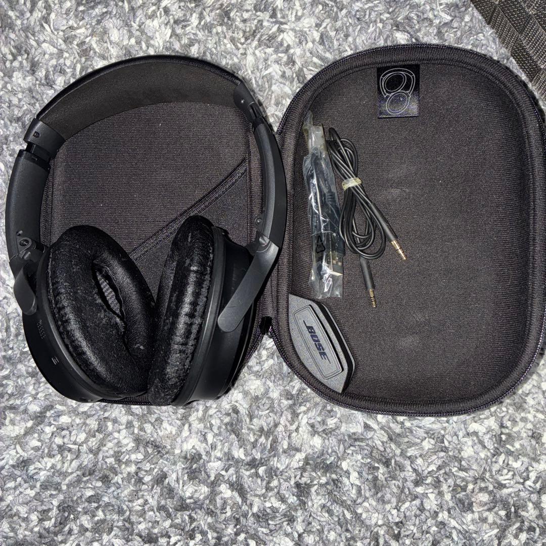 Bose ワイヤレスヘッドホン ノイズキャンセリング