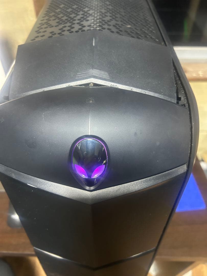 デスクトップ　Dell Alien