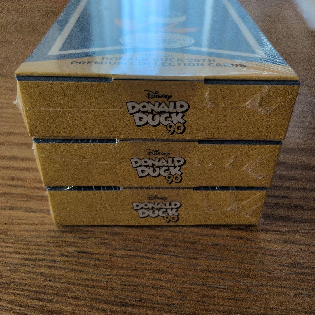 ドナルドダック 90周年プレミアム コレクションカード BOX