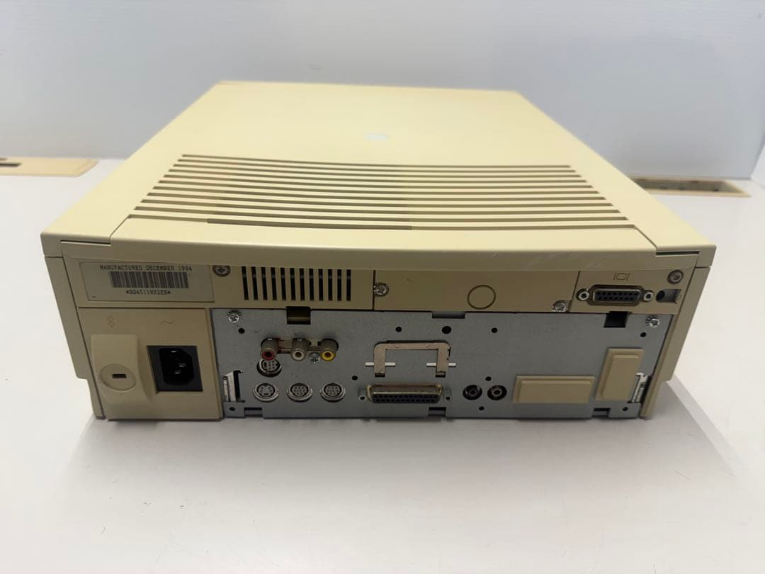 Apple Macintosh LC630 起動確認済 本体のみ 現状品