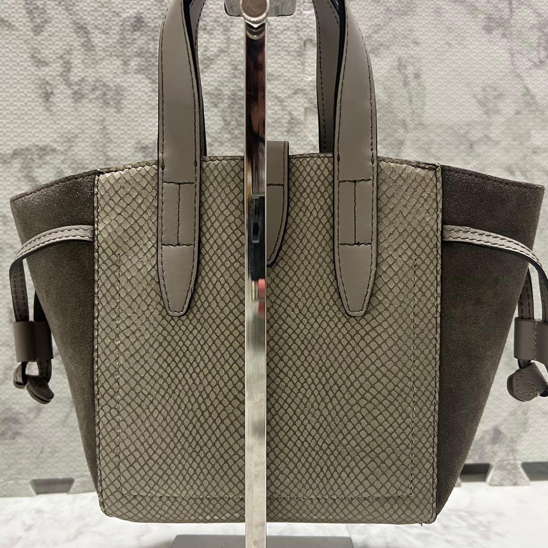 極美品✨フルラ ネット ミニ ハンドバッグ レザー スエード ハートチャーム付き