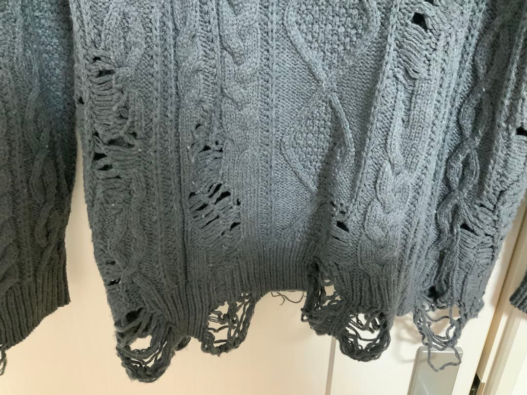 値下げ希望可 ミハラヤスヒロ　ダメージ　ケーブルニット　グレー