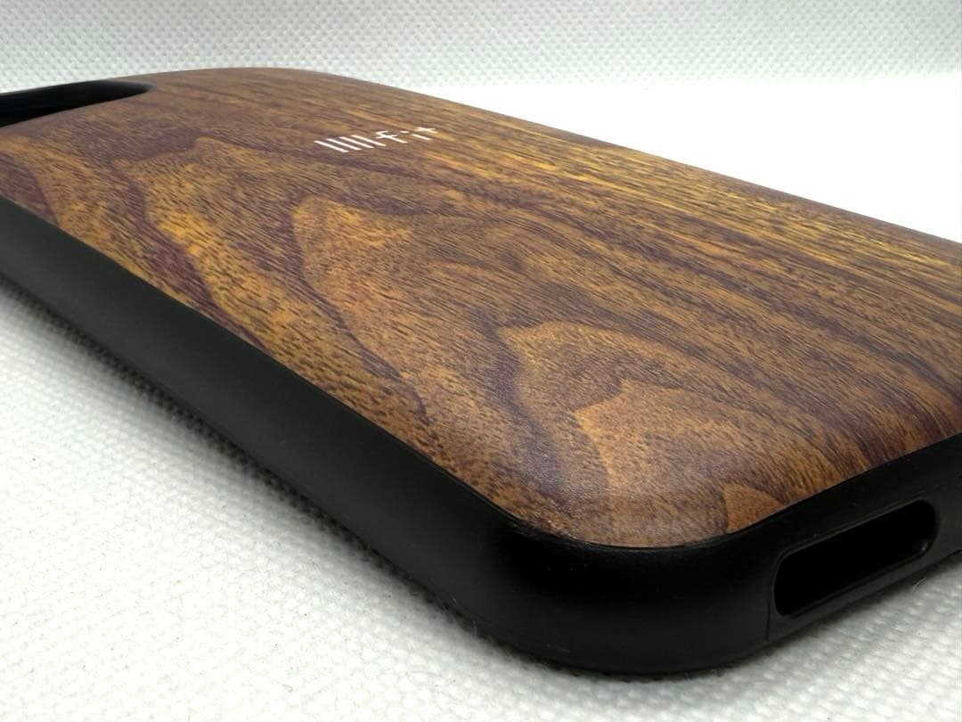 iiiifit iPhone11proMAX 木目調ケース