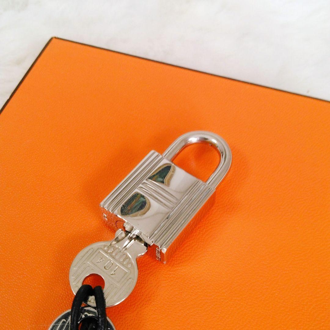 【美品】 HERMES エルメス　 カデナ　南京錠　鍵2ケ付き