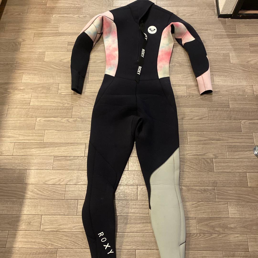 ロキシー　ウェットスーツ　ジャーフル　黒×マーブルピンク　3ミリ　Mサイズ