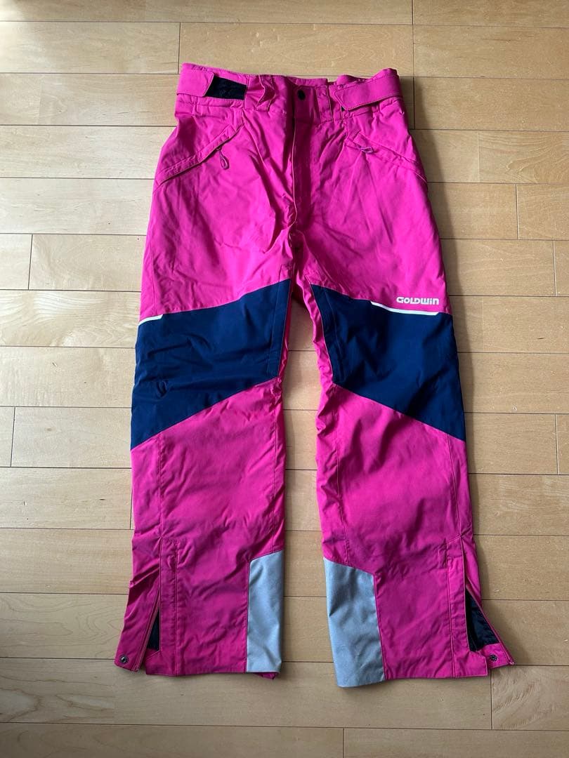 ゴールドウイン スキーウェア 上下セット Mサイズ