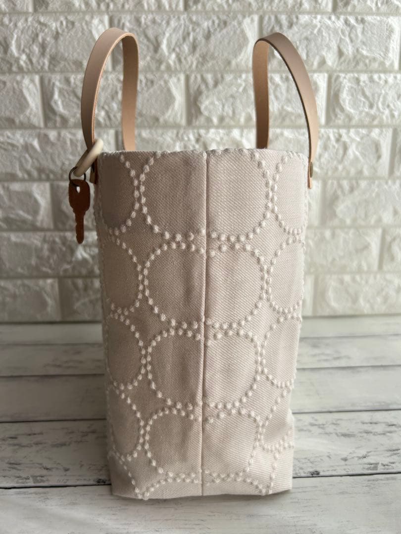 【863】ミナペルホネン　タンバリン　トートバッグ　ポケットインバッグ付き