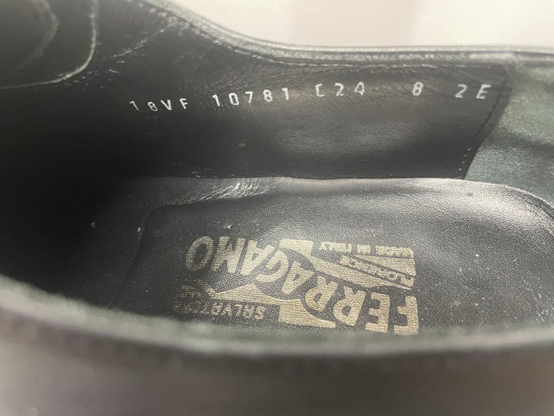 フェラガモ　ストレートチップ 革靴　8