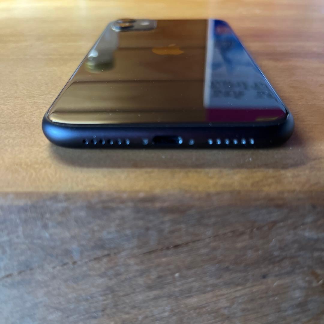 【極美品】Apple iPhone 11 64GB