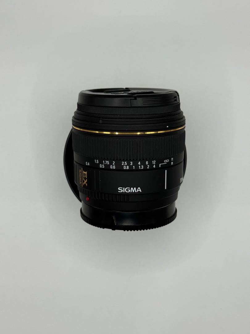 SIGMA　シグマ 30mm f/1.4 DC 単焦点　レンズ　一眼レフ