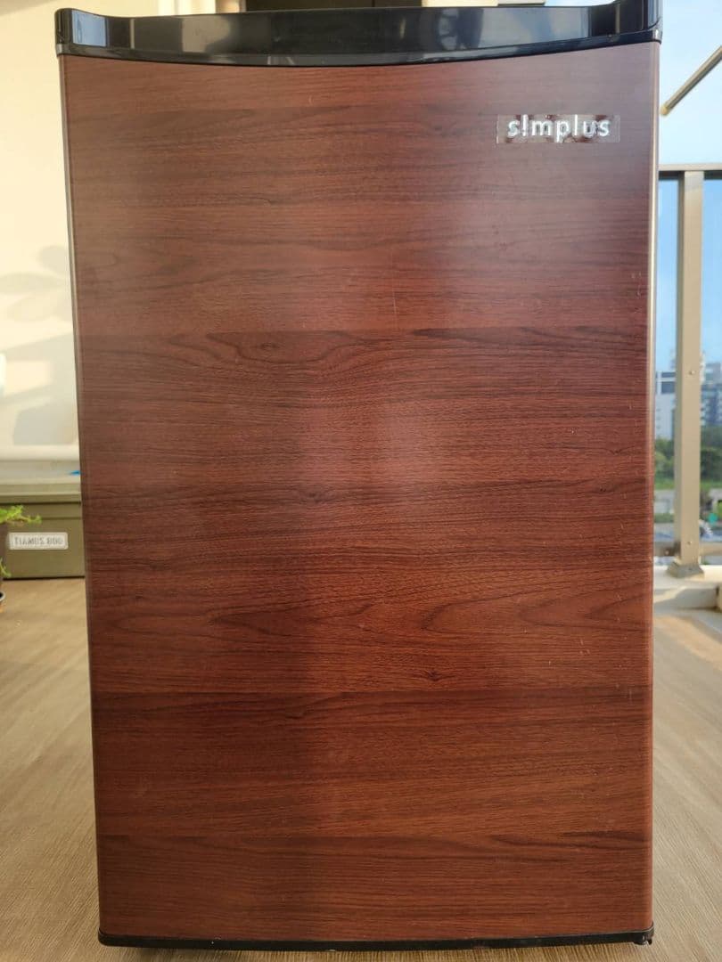 クーマ様2023年製88L冷凍庫 SP-88LF1-WD木目調 直冷式