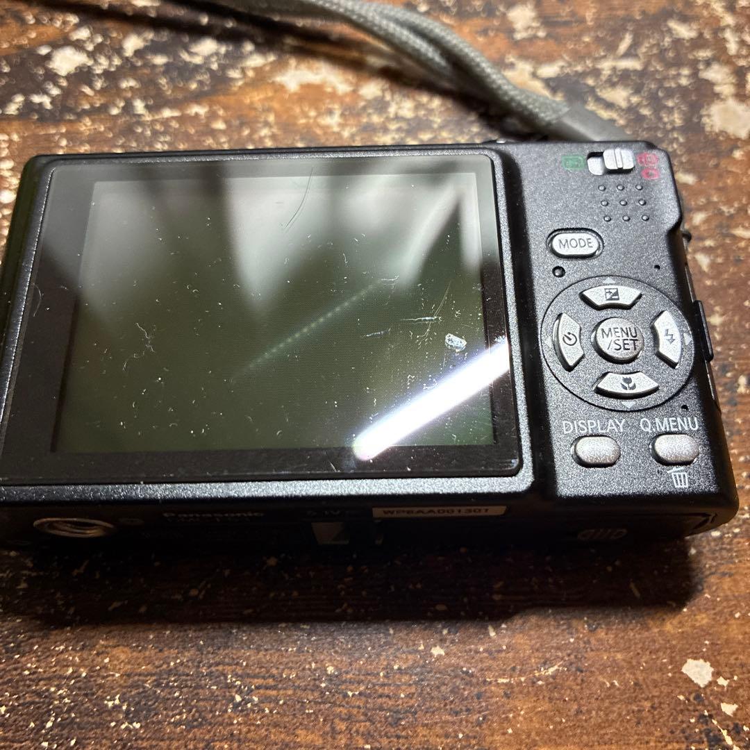 LUMIX コンパクトデジタルカメラ ケース付