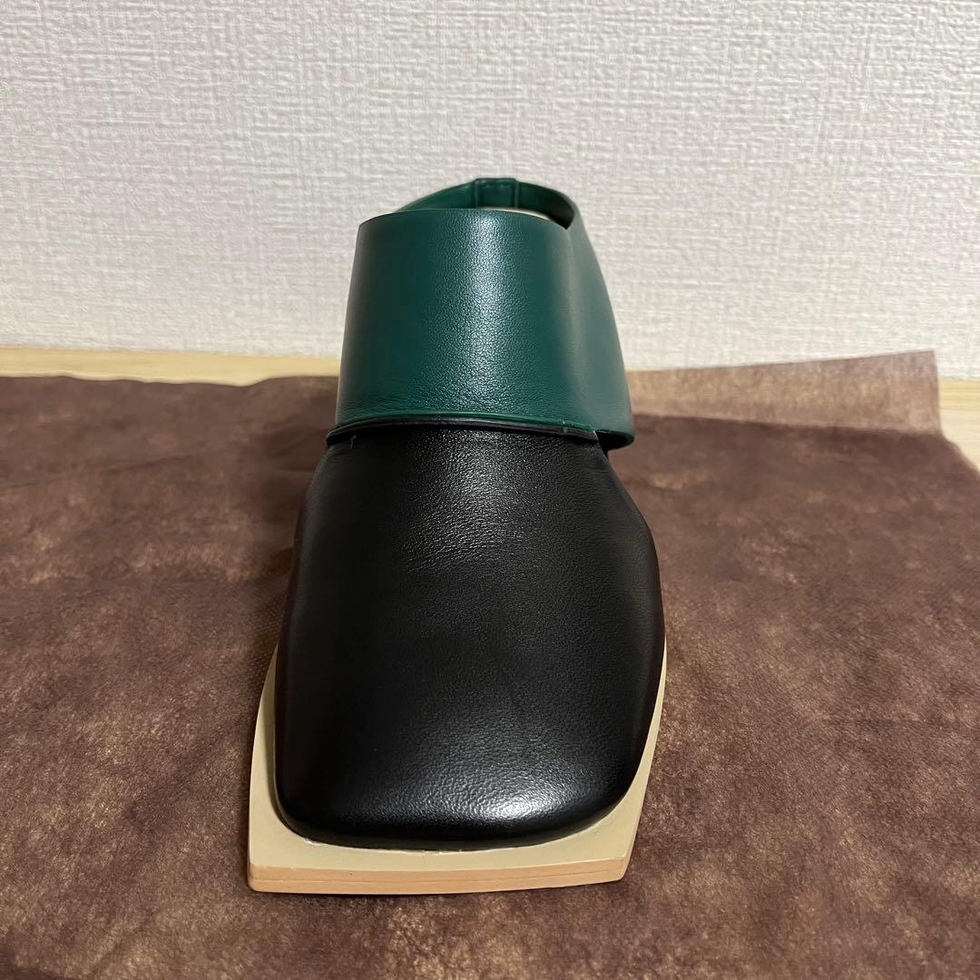 【未使用品】UN3D. SIDE SQUARE MULE ブラック×グリーン