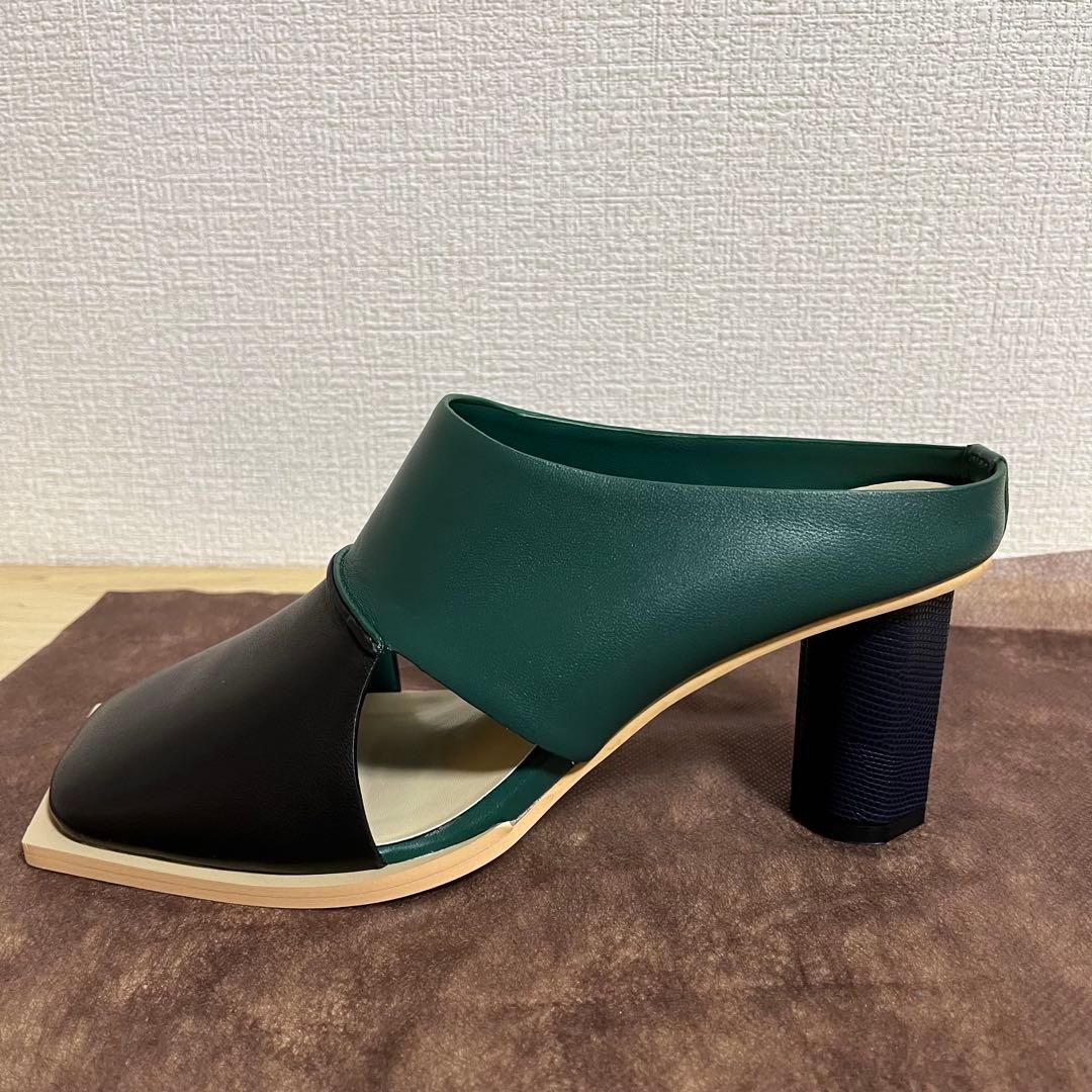 【未使用品】UN3D. SIDE SQUARE MULE ブラック×グリーン