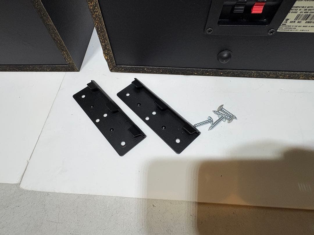 BOSE ボーズ 201V スピーカー　左右ペア　壁掛ブラケット付き