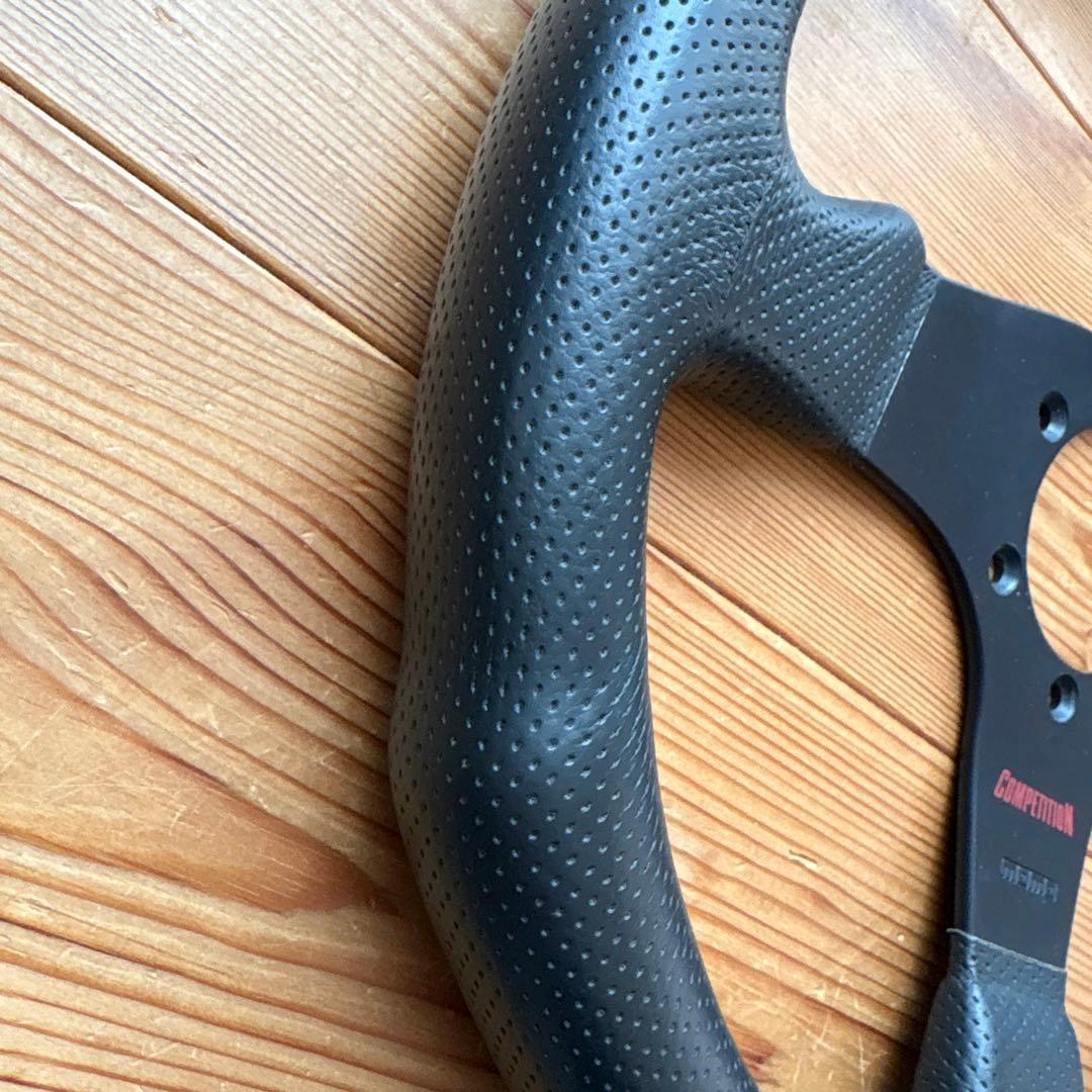 MOMO competition モモ　コンペティション　ステアリング