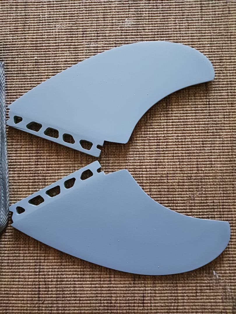 新品　ブリットメリック　ツインフィン　フューチャー アルメリック