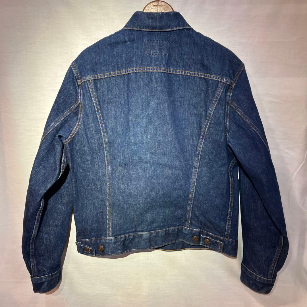 リーバイス　濃紺　70505 0217 スモールe サイズ42 ケアタグ有り
