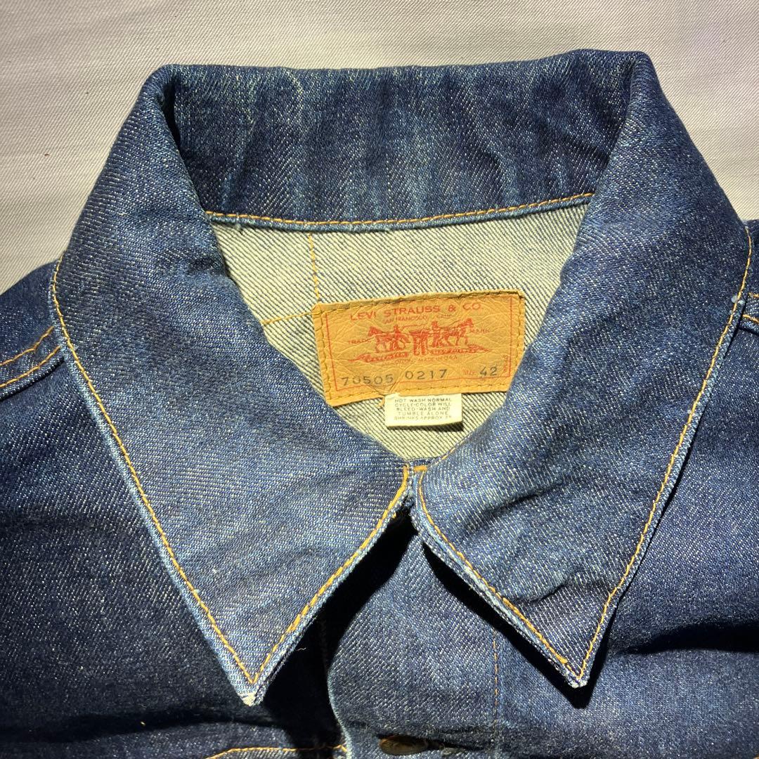 リーバイス　濃紺　70505 0217 スモールe サイズ42 ケアタグ有り