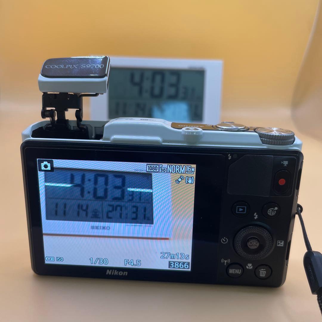 Nikon COOLPIX S9700 デジカメ 1449