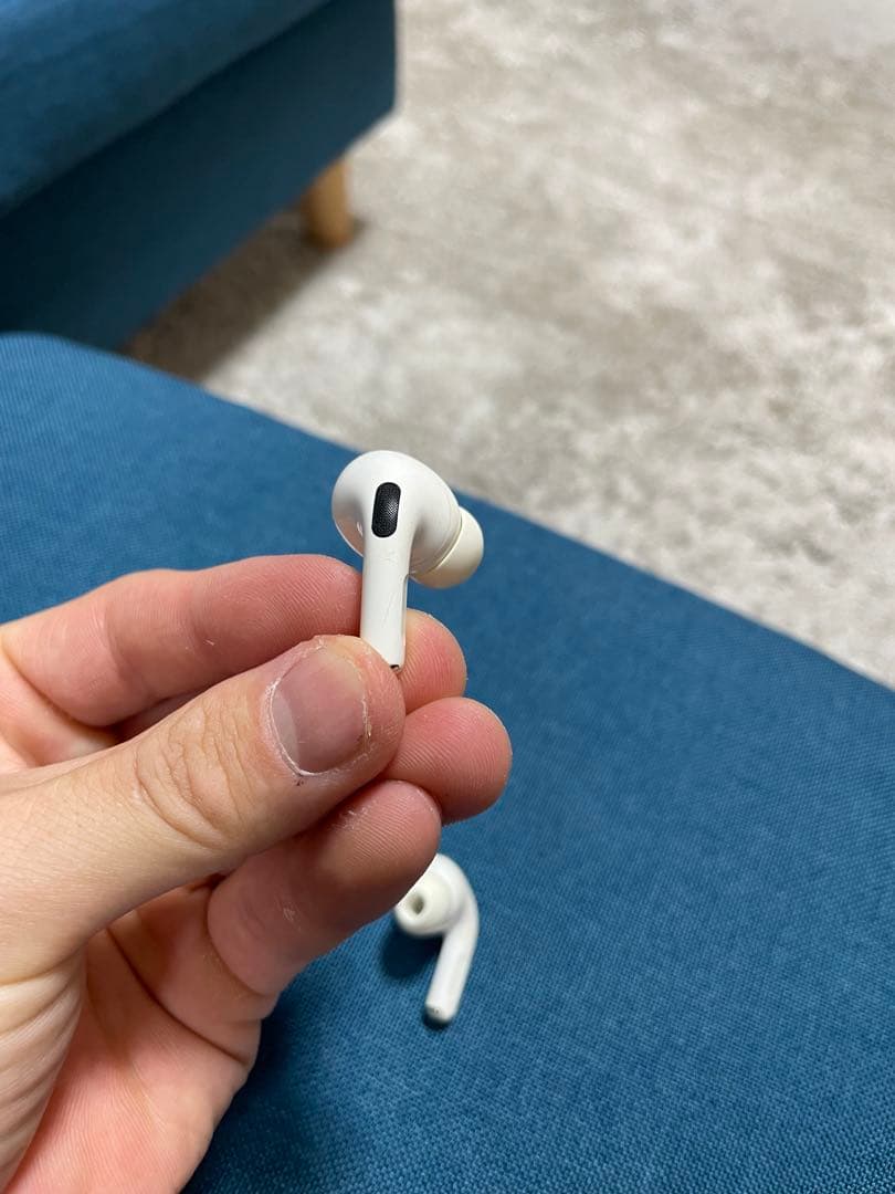 AirPods Pro 本体のみ　充電器なし