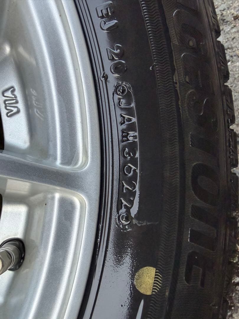 と*り様 再16インチ ホイールセット205/60r16 vrx3バリ溝