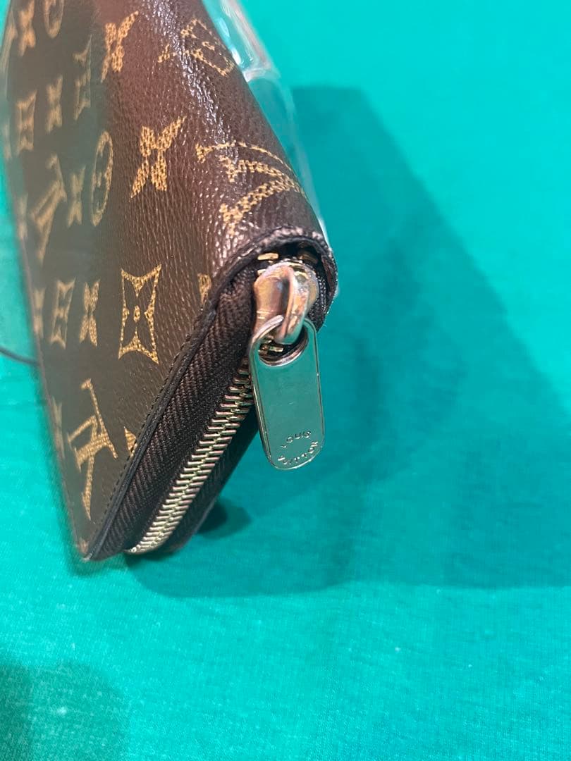 早い物勝ち！　 Louis Vuitton モノグラム ジッピーウォレット
