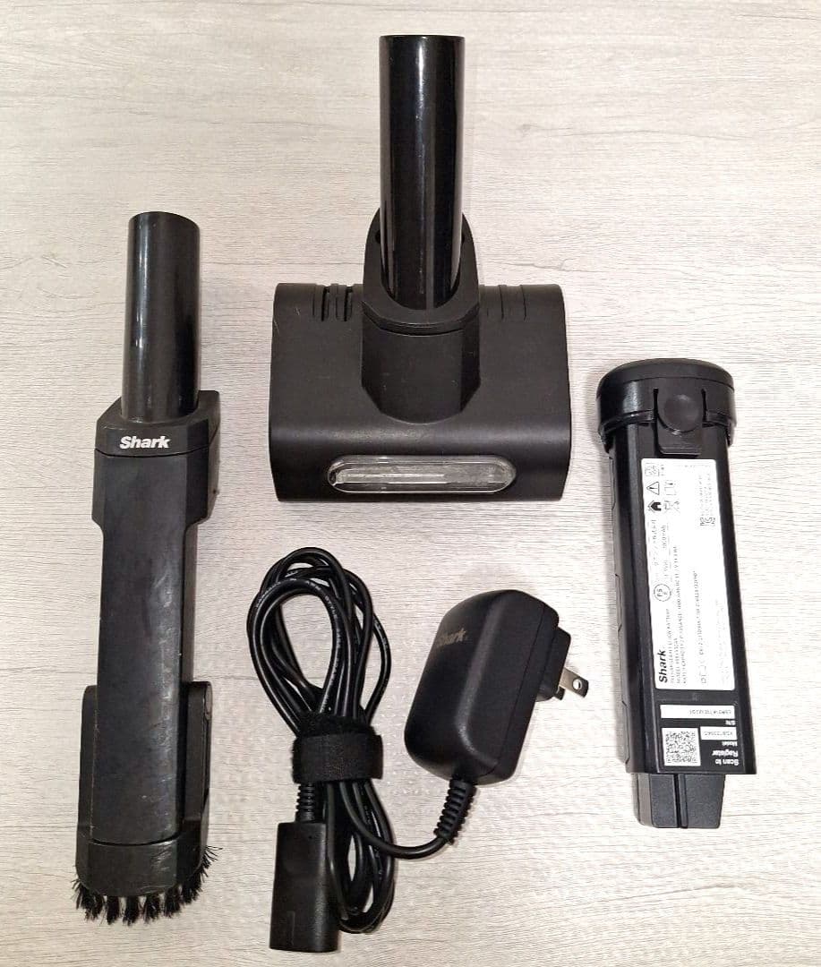 早い者勝ち☆シャーク コードレス クリーナーCS401JRB予備バッテリー付