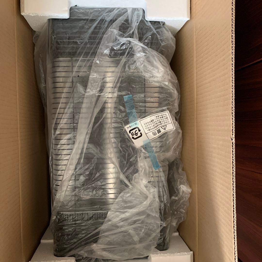 ダイキン　セラムヒート　遠赤外線暖房機　ERFT11VS-H 2018年製