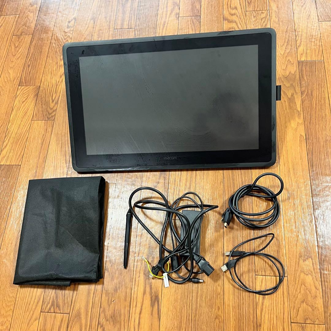 【匿名配送】Wacom Cintiq 22 DTK2260 液晶ペンタブレット
