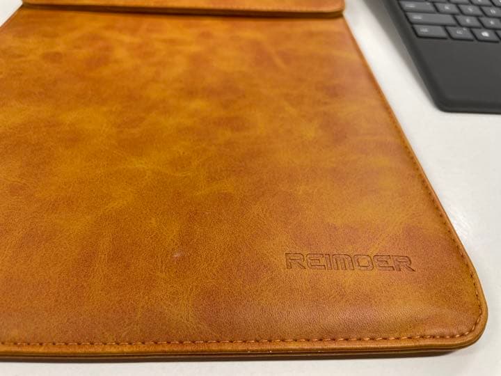 Surface pro 6 ➕充電器➕キーボード➕カバン