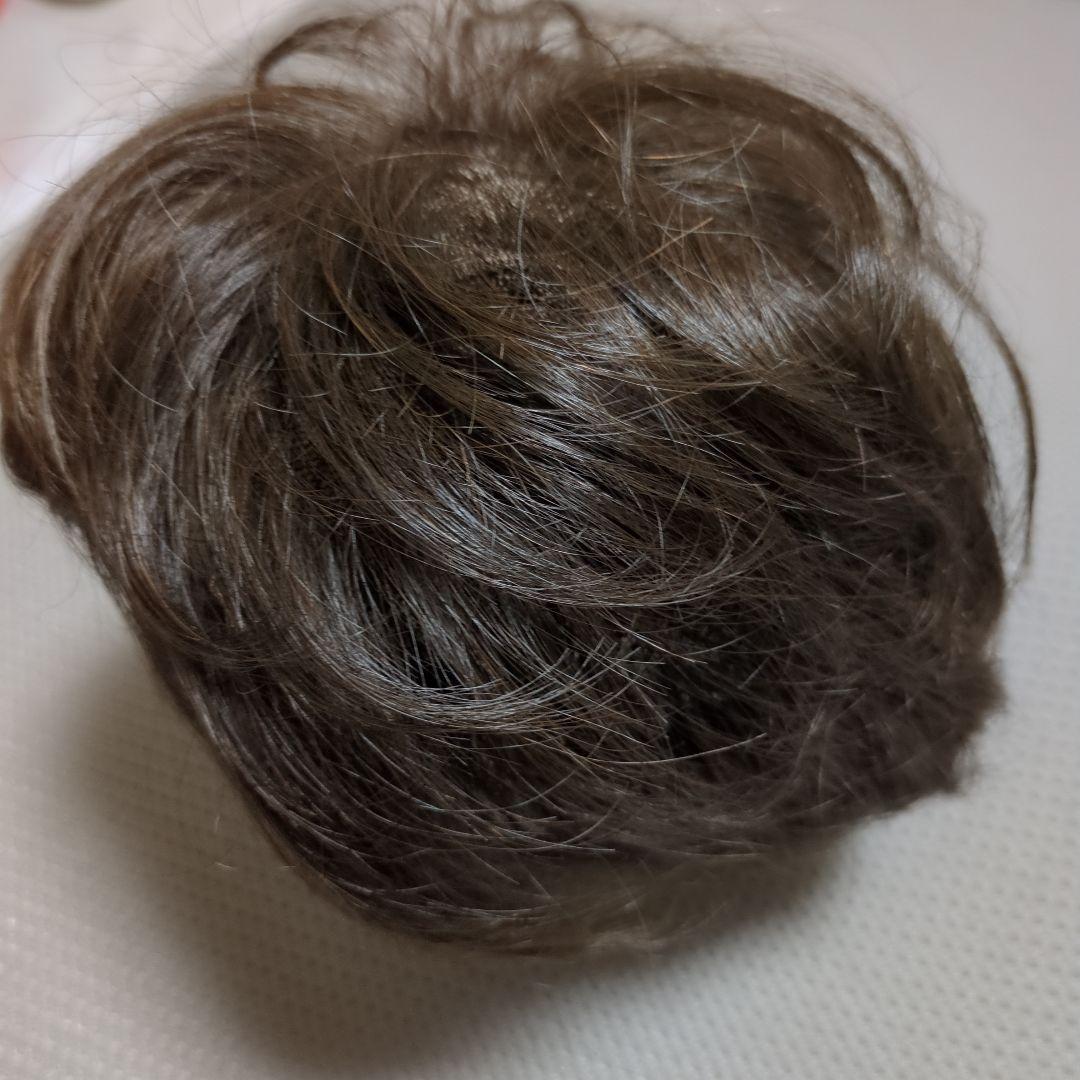 【週末値下げ】ハイネット部分ウィッグ(八分)自然なハイライトカラー