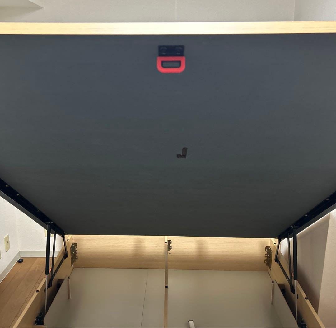 【送料込】クイーンサイズ ベッドフレーム 収納付き 油圧跳ね上げ式 木製