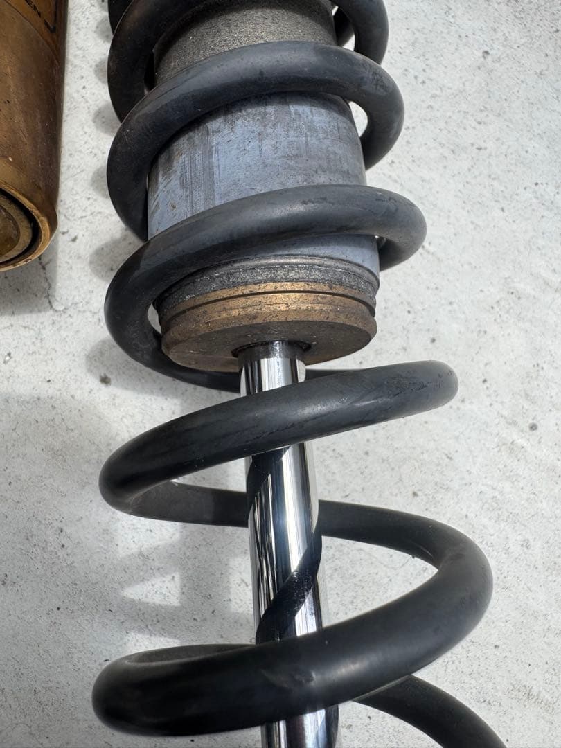 スポーツスター　オーリンズ　サスペンション