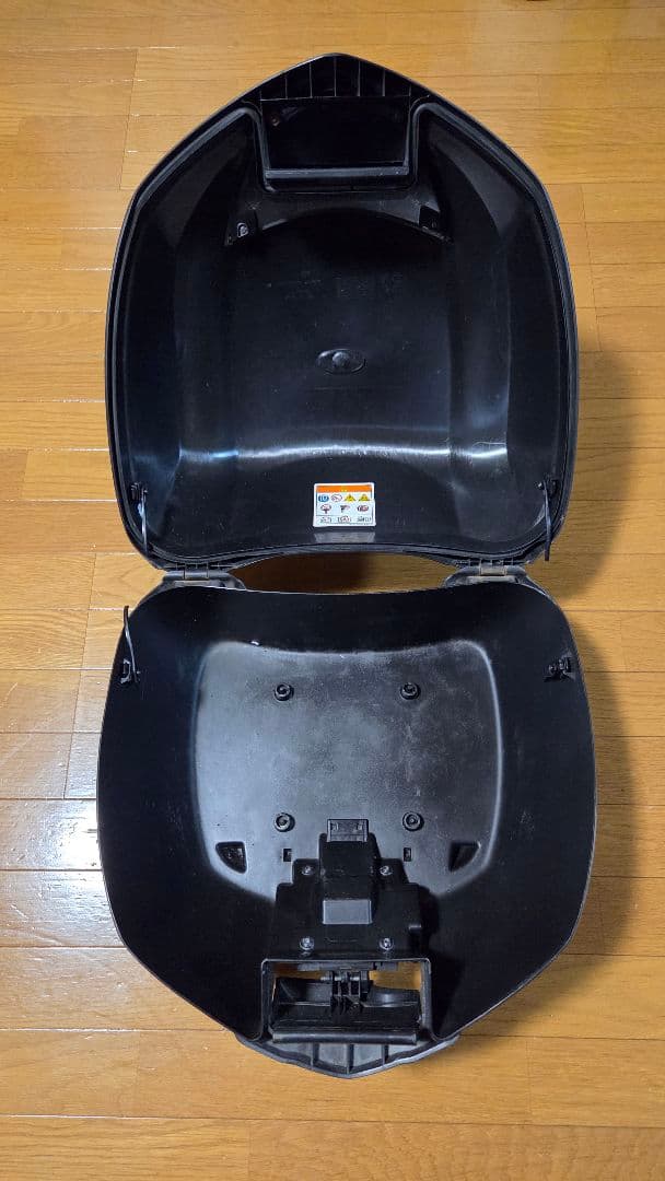 PCX125 ホンダ純正リアボックス 35リットルリアキャリア付き　セット販売