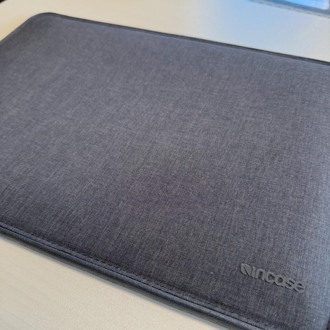 【送料無料】MacBook Pro Retinaディスプレイ2200/15.4