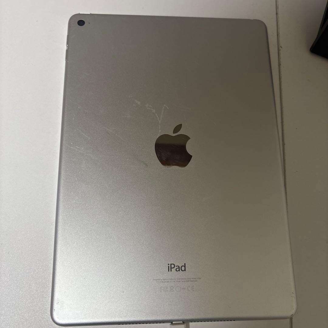 iPad Air2 Wi-Fiモデル32GB背面傷あり