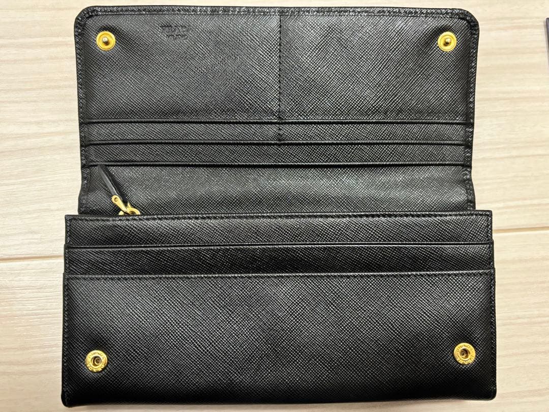 PRADAプラダ リボン 長財布 サフィアーノレザー ブラック