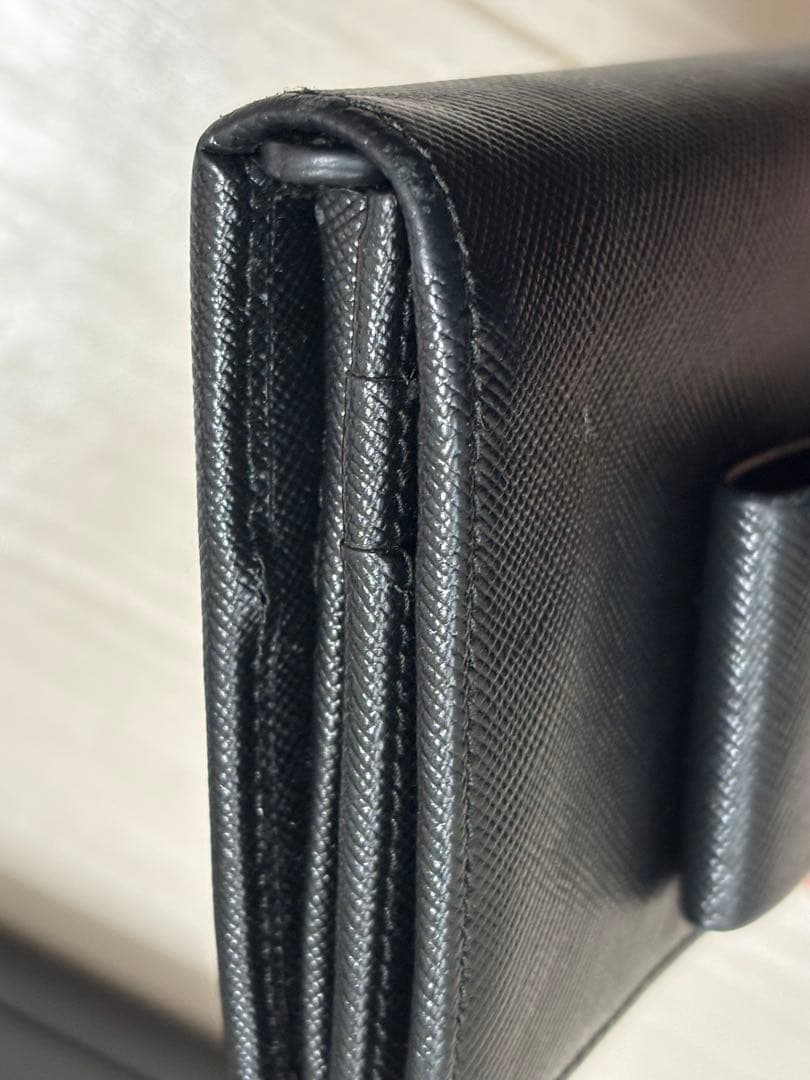 PRADAプラダ リボン 長財布 サフィアーノレザー ブラック