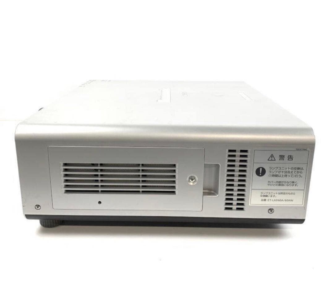 Panasonic プロジェクター　PT-DX800LS 8000ルーメン日本製