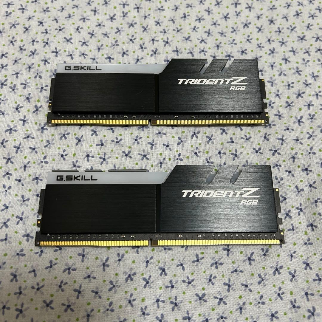 メモリー G.SKILL TridentZ RGB 32GB