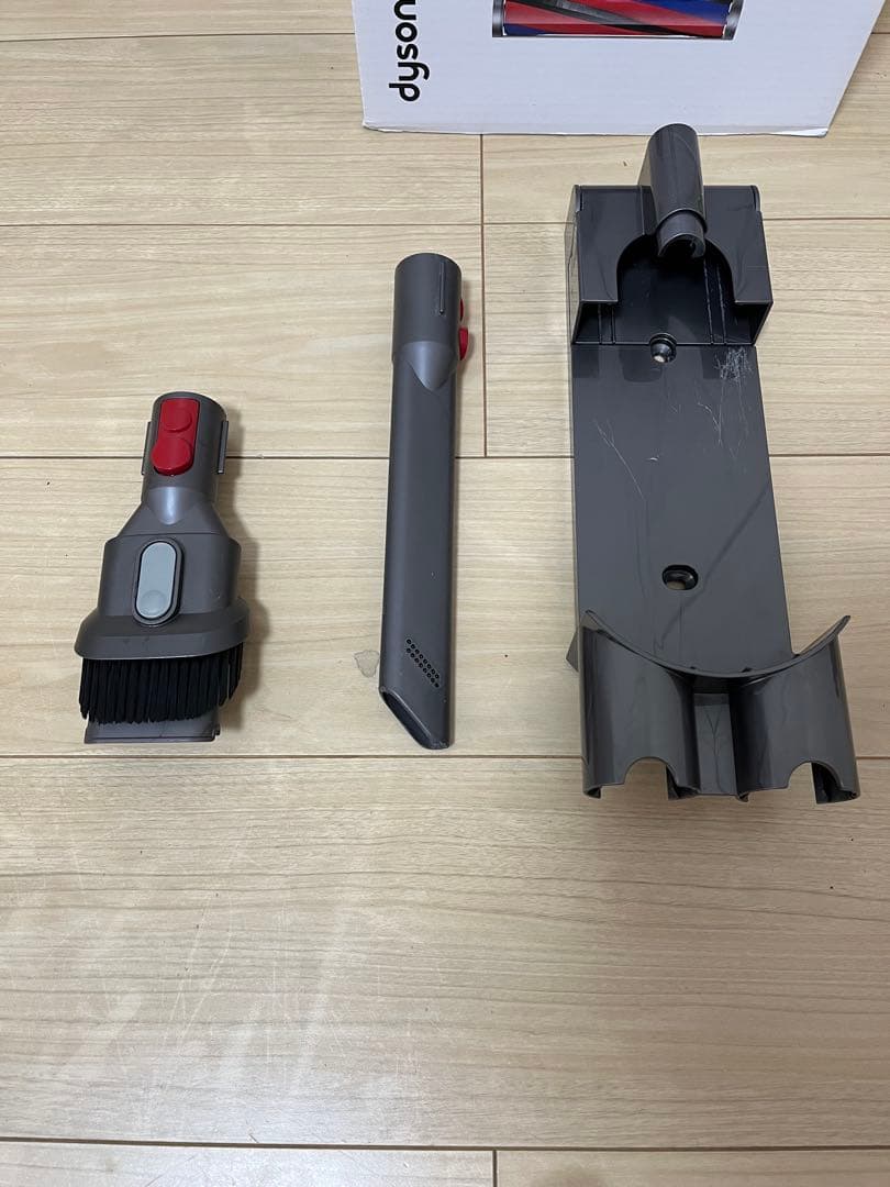 ⭐︎サントスさん専用Dyson V8slim fluffy＋　ダイソンV 8