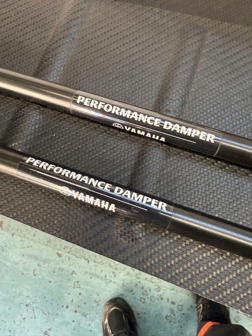 80ハリアー2WD用　コックスボディダンパー