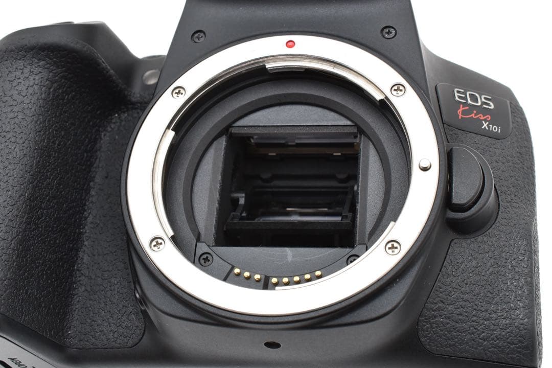 デジタル一眼レフカメラ☆canon kiss x10i標準&望遠ダレンズセット☆