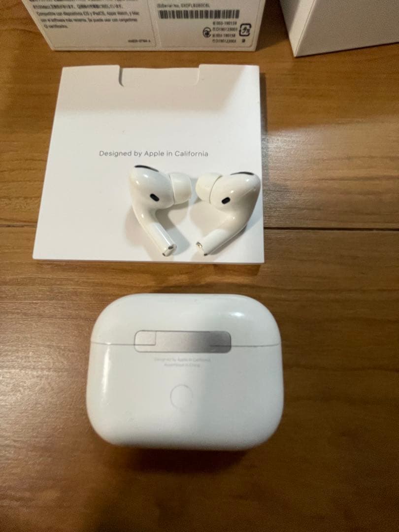 21 airpods pro 第一世代　美品　完動品