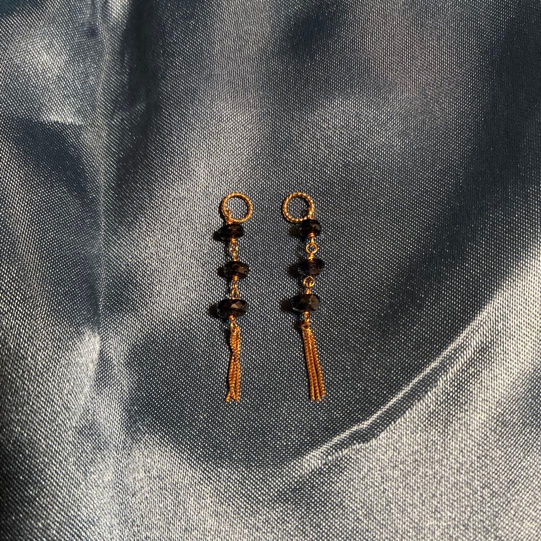 クアラントット18Kサファイアイヤリングチャーム