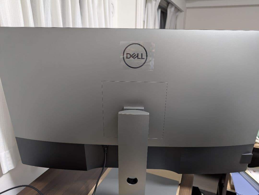 DELL U4320Q 43インチ 4Kモニター 本体