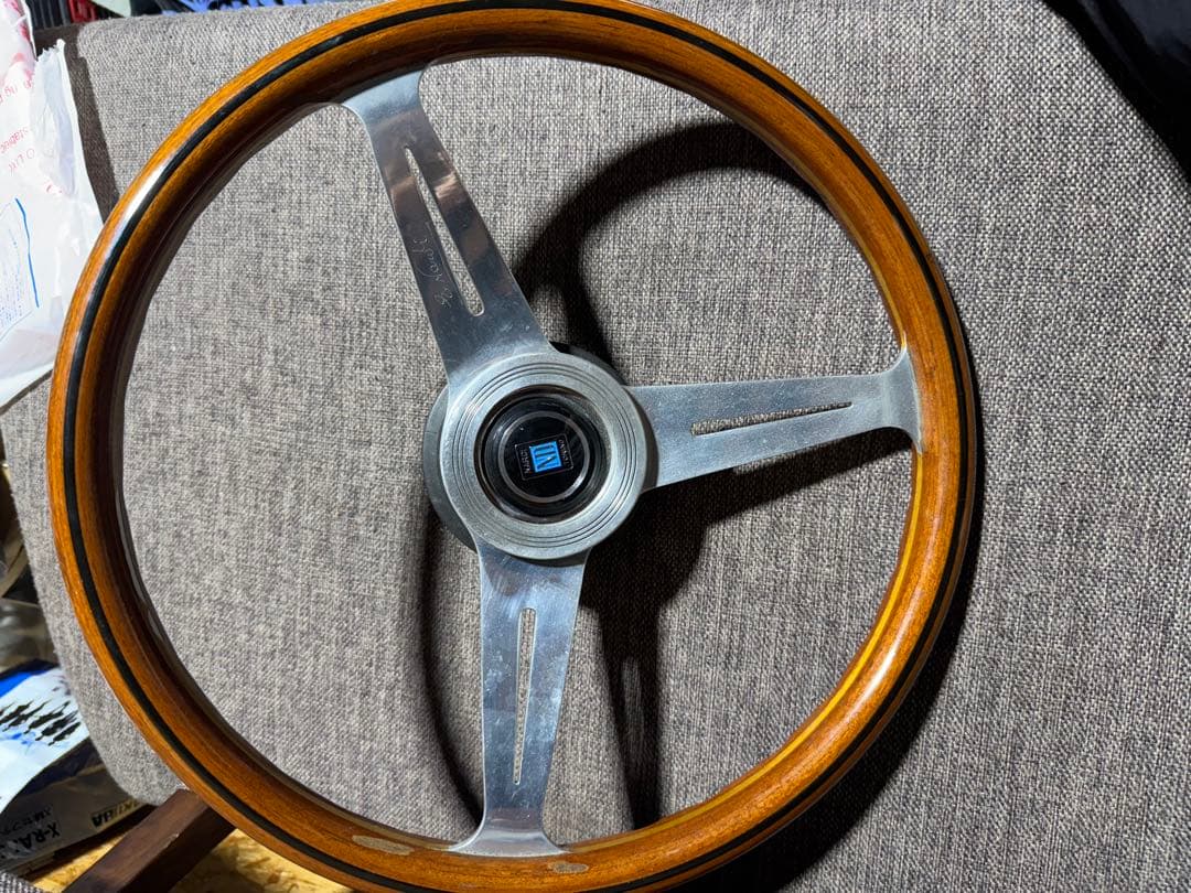 Nardi ウッド ステアリング 3本スポーク