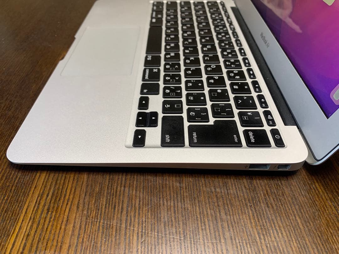 小さな巨人Mac Air 2015 i7 11インチメモリ8G SSD500G